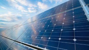 پژوهشگران دانشگاه شهید مدنی آذربایجان  موفق شدند با اعمال نانولوله‌های کربنی به درون ساختار سلول‌های خورشیدی پروفسکایتی، بازدهی تبدیل انرژی خورشیدی به انرژی الکتریکی را در این نوع سلول‌های خورشیدی به بیش از ۱۷ درصد افزایش دهند