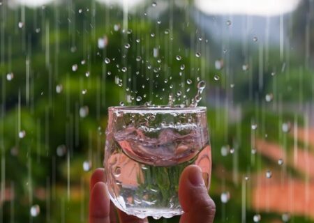 امکان آشامیدن آب باران