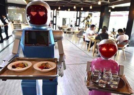 ربات‌های سخن‌گو  جایگزین پیشخدمت  دررستوران ها